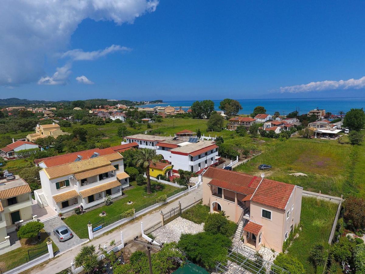 Dolphin Apt & Studios -Next To The Beach Roda  Ngoại thất bức ảnh